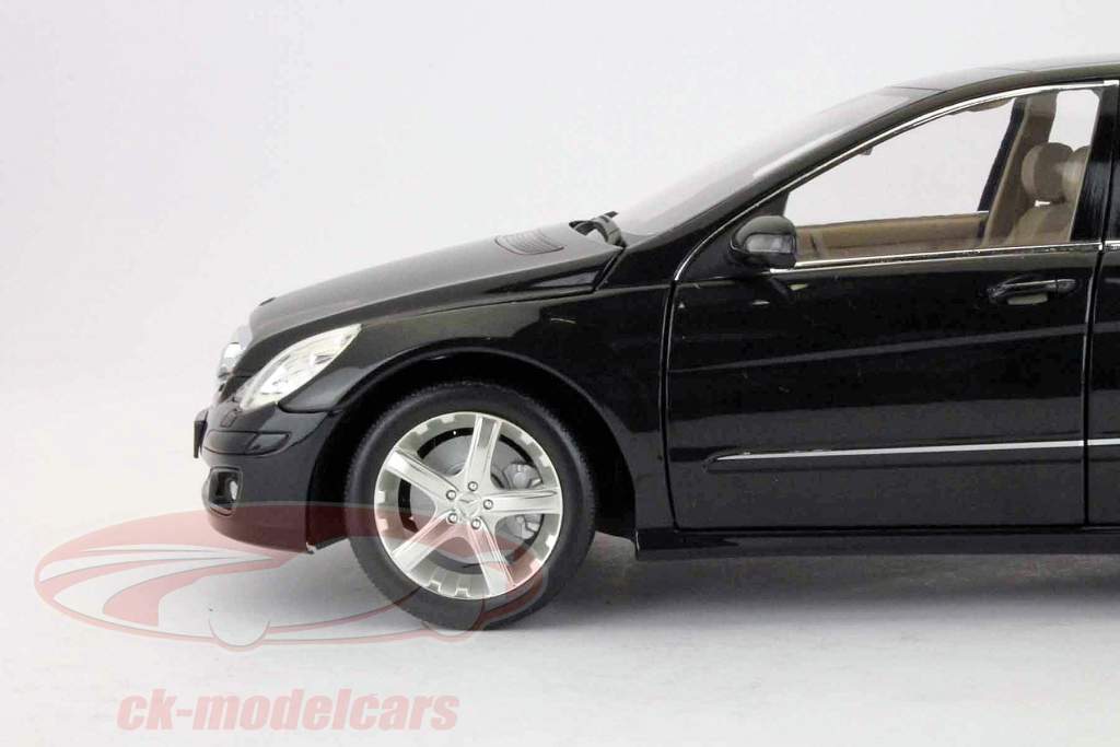 Minichamps 1:18 Mercedes-Benz R-Class obsidian black MB B6