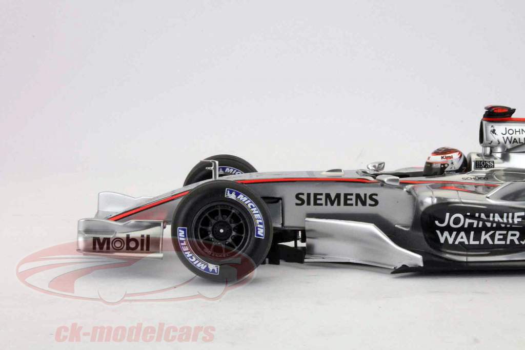 Minichamps 1:18 キミ·ライコネンマクラーレンMP4-21
