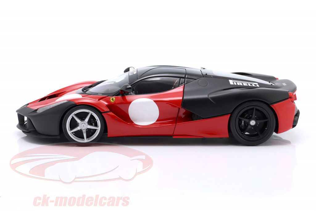 Ferrari LaFerrari 3rd Phase Prototype Test 2012 rouge / noir 1:18 BBR