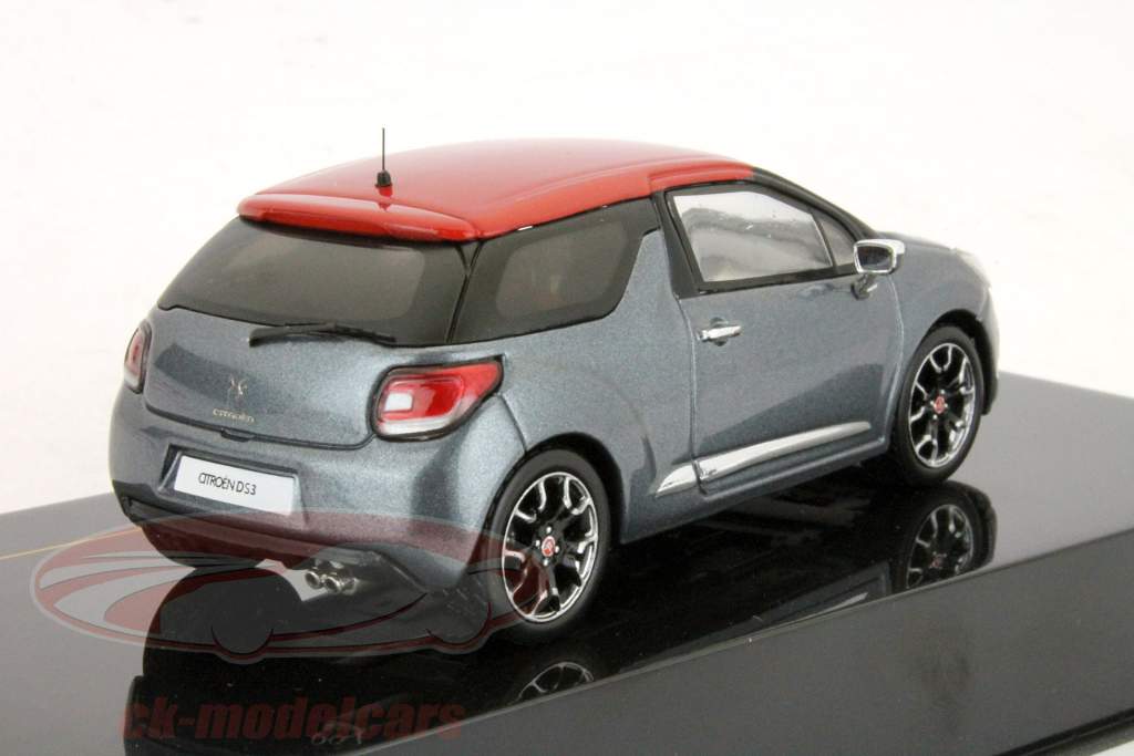 雪铁龙DS3 2011年度金属灰色与金属红屋顶1:43 IXO