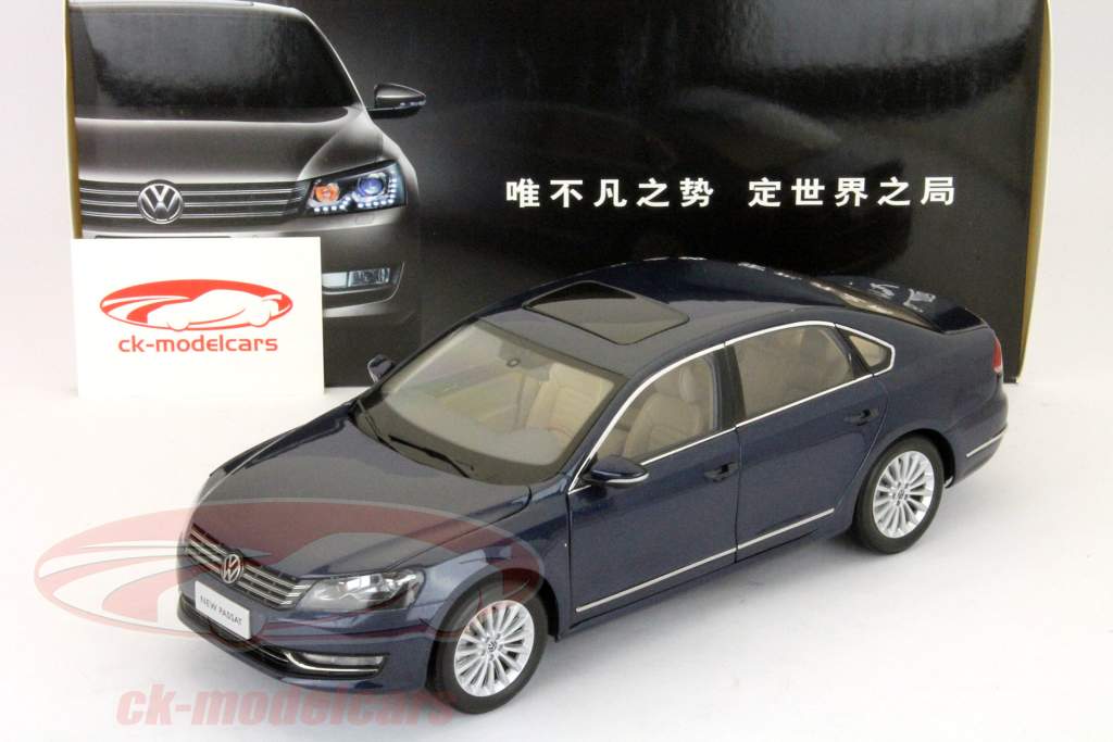 Volkswagen VW Passat built in 2011 blue 1:18 Paudi