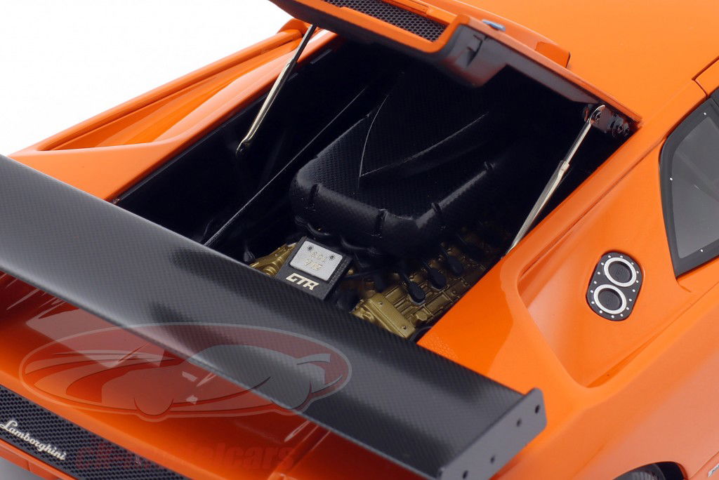 Lamborghini Diablo GTR Année de construction 1999 Ishtar orange 1:18 AUTOart