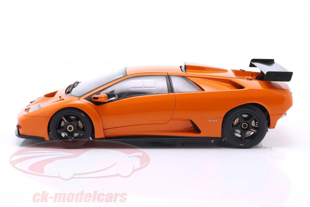Lamborghini Diablo GTR Année de construction 1999 Ishtar orange 1:18 AUTOart