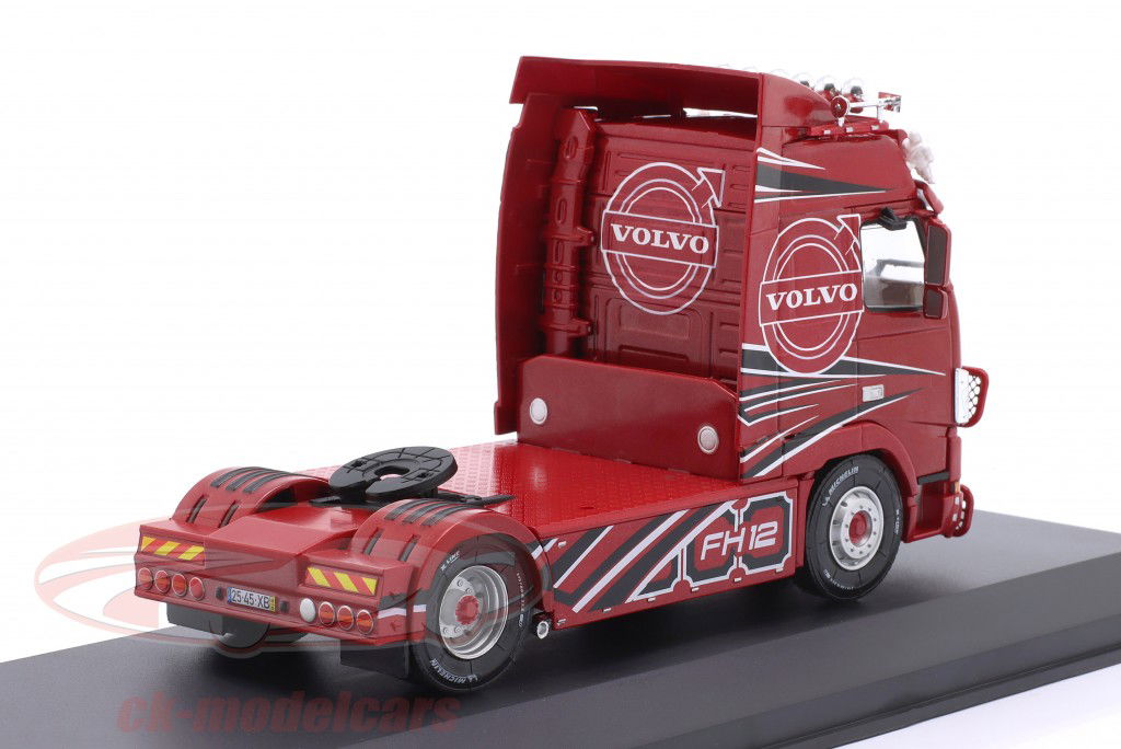 Volvo FH12 Lastbil Byggeår 1995 rød / indretning 1:43 Hachette