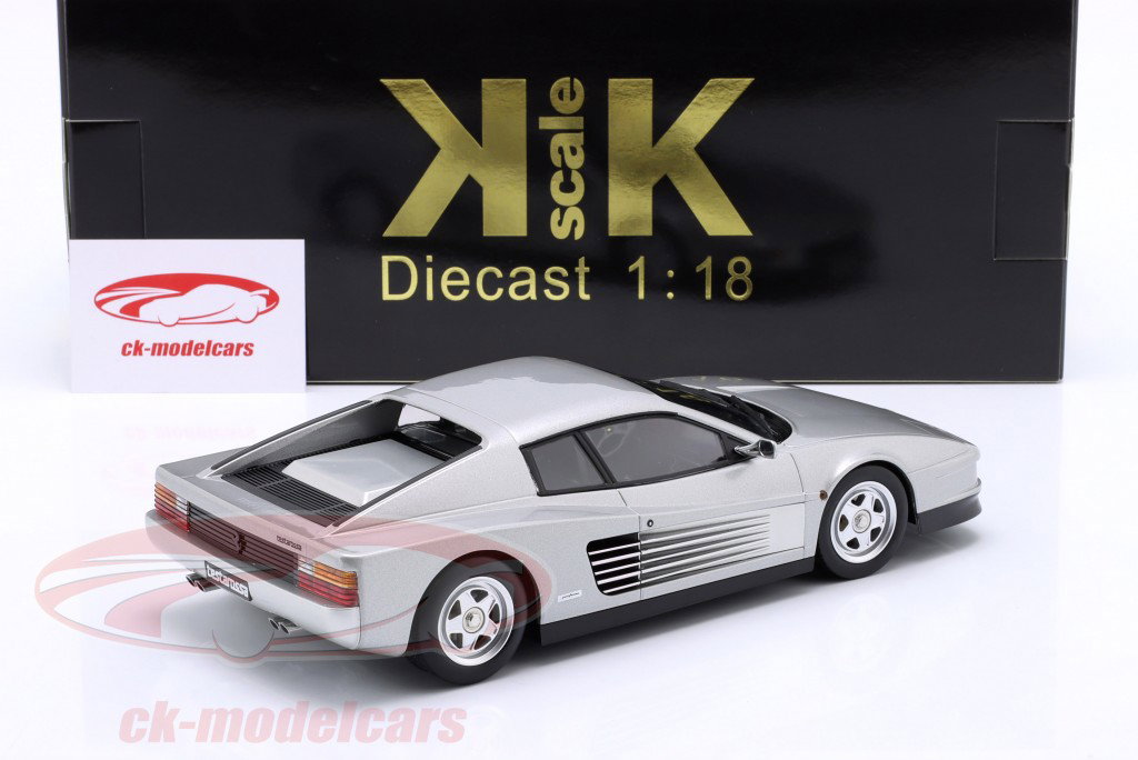 Ferrari Testarossa Année de construction 1986 gris argenté métallique 1:18 KK-Scale
