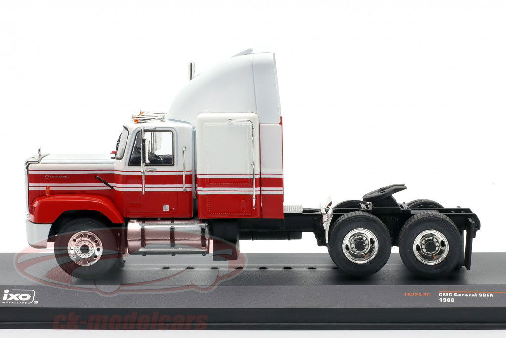 GMC General SBFA Camión Año de construcción 1988 rojo / blanco 1:43 Ixo