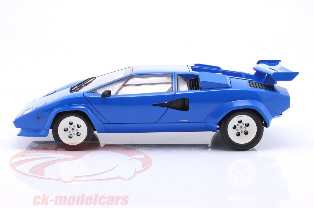 Lamborghini Countach LP5000S QV Byggeår 1985 blå 1:12 KK-Scale