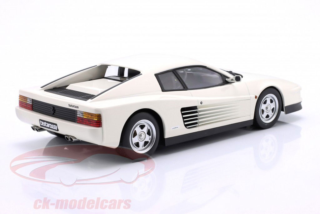Ferrari Testarossa Year of construction 1986 white 1:18 KK-Scale