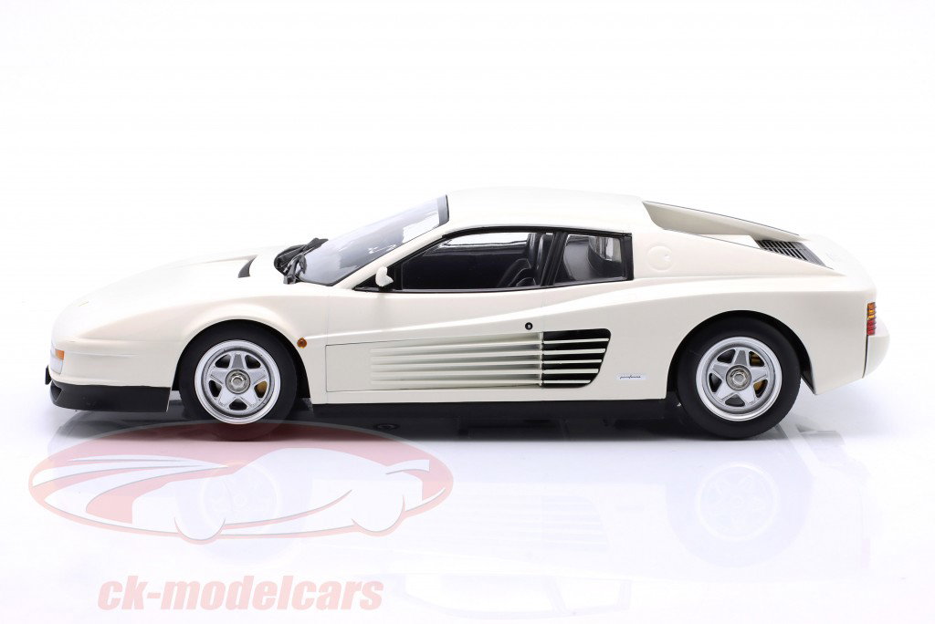 Ferrari Testarossa Année de construction 1986 blanc 1:18 KK-Scale