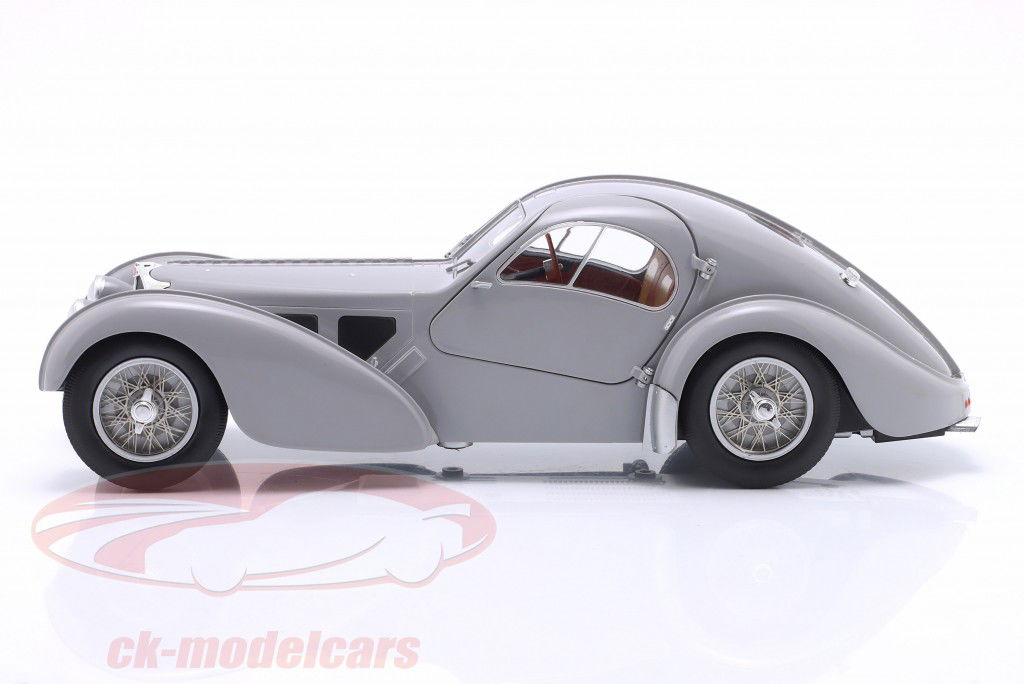 Bugatti Atlantic Type 57 SC Année de construction 1937 gris 1:18 Solido