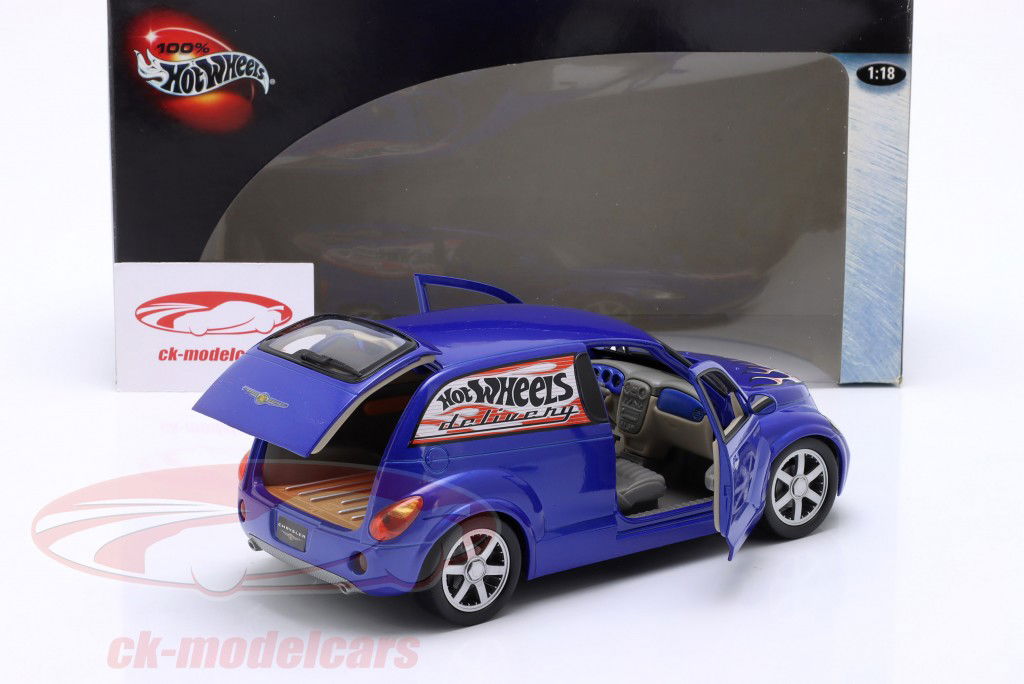 Chrysler Panel Cruiser blå metallisk 1:18 HotWheels