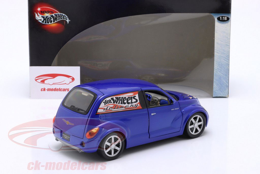 Chrysler Panel Cruiser blå metallisk 1:18 HotWheels