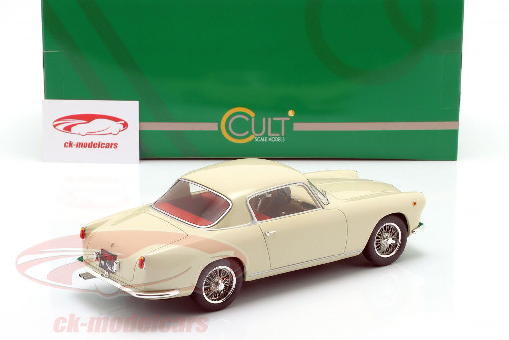 Alfa Romeo 1900 CSS Touring Coupe Bouwjaar 1955 beige 1:18 Cult Scale