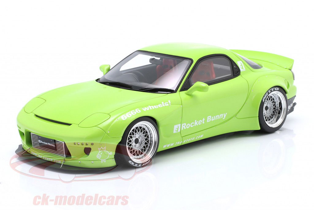 Mazda RX7 (FD3S) Rocket Bunny Aero (V1) Année de construction 2015 vert perle 1:18 Ottomobile