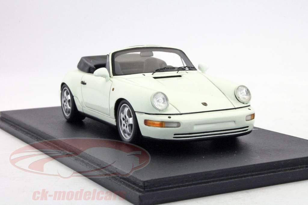 Porsche 964 Carrera 2 Cabriolet Год 1991 белый 1:43 Свеча