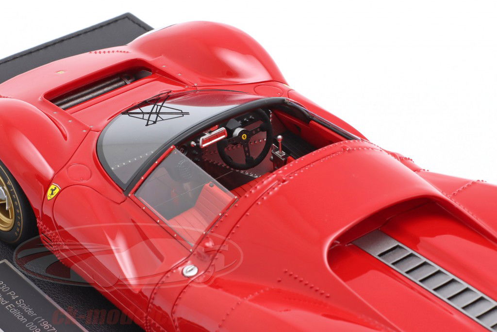 Ferrari 330 P4 Spyder Straßenversion 1967 rot 1:18 TopMarques