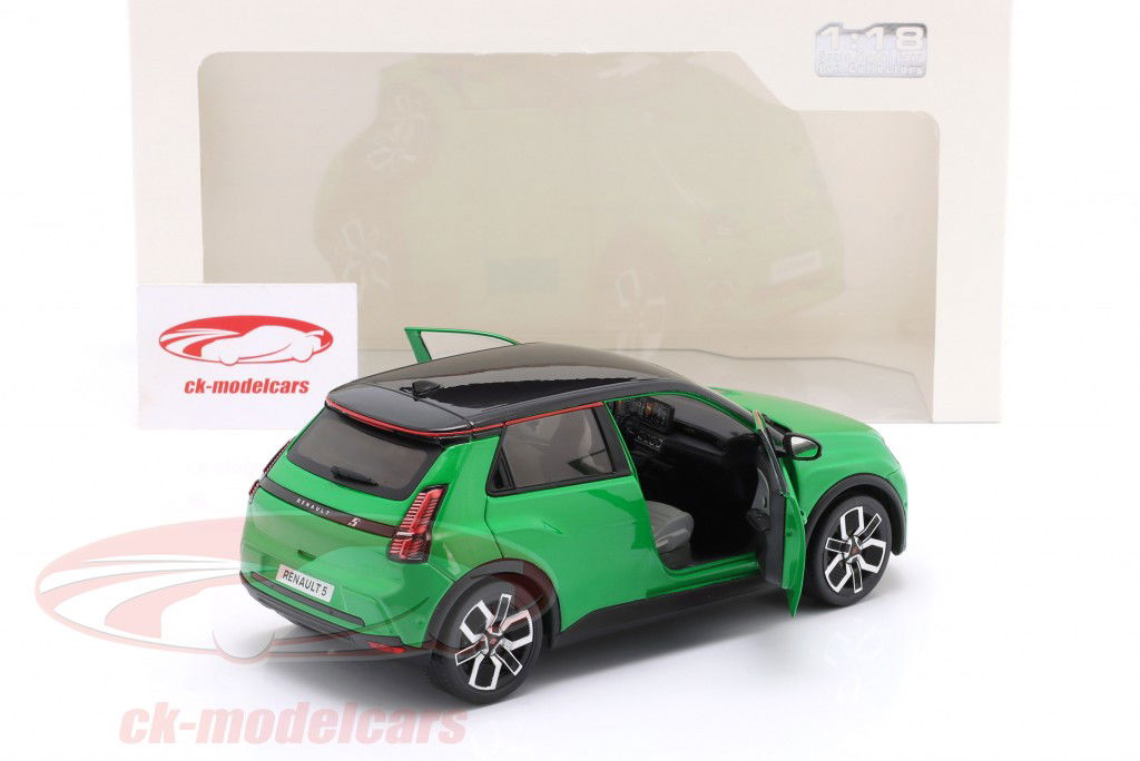 Renault 5 E-Tech Année de construction 2024 vert pop 1:18 Solido