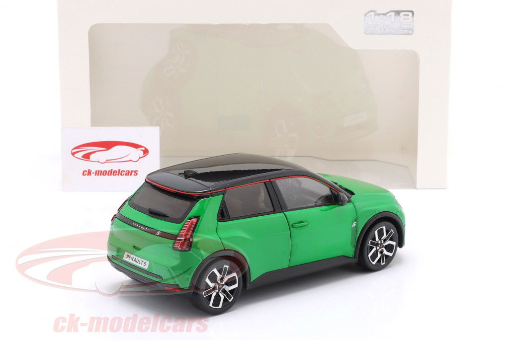 Renault 5 E-Tech Année de construction 2024 vert pop 1:18 Solido