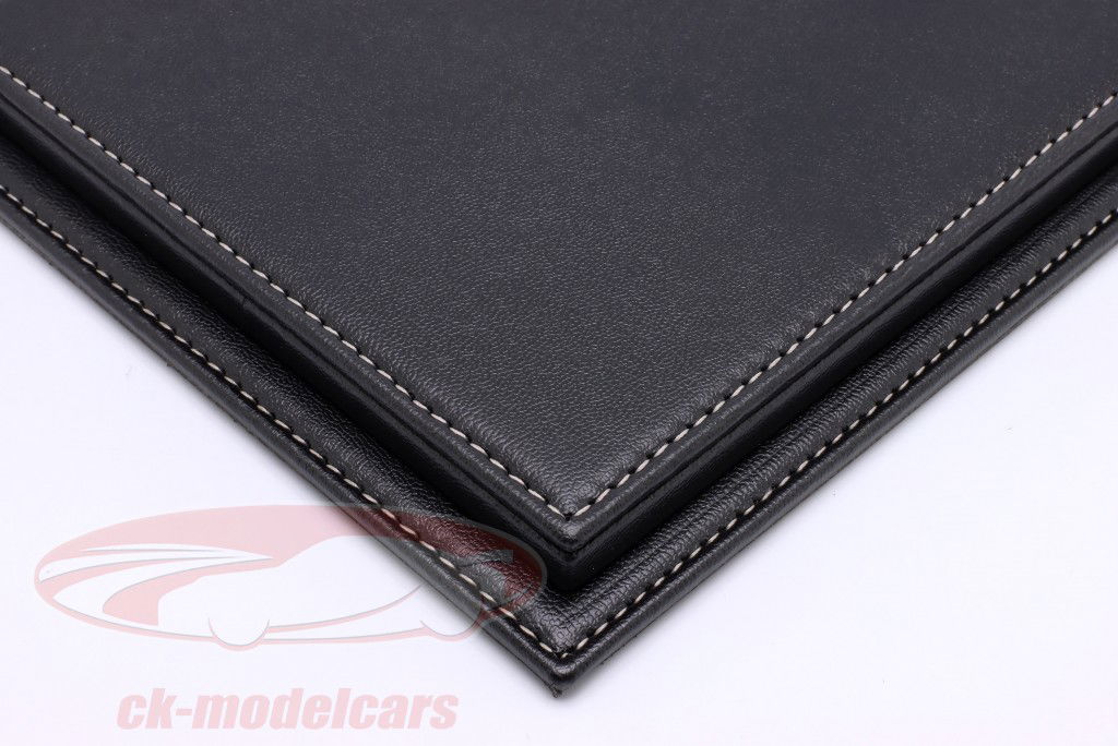 高品質 アクリルディスプレイケース Mulhouse と 黒 レザーベース のために ヘルメット 1:2 Atlantic