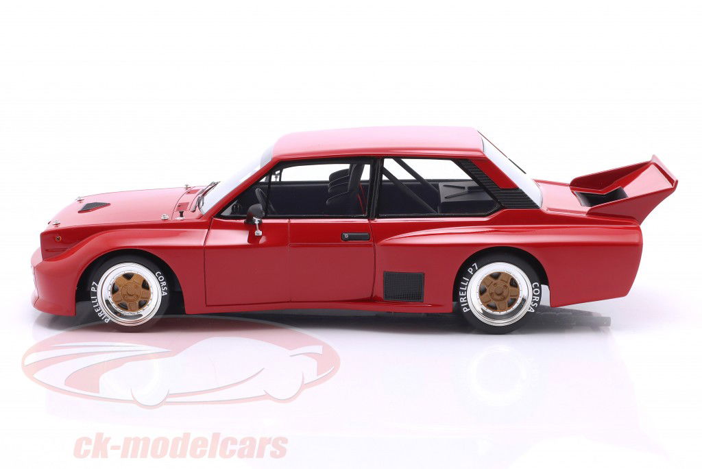 Fiat Abarth 131 SE035 Turbo Volumetrico Competizione 建設年 1979 赤 1:18 MAXIMA