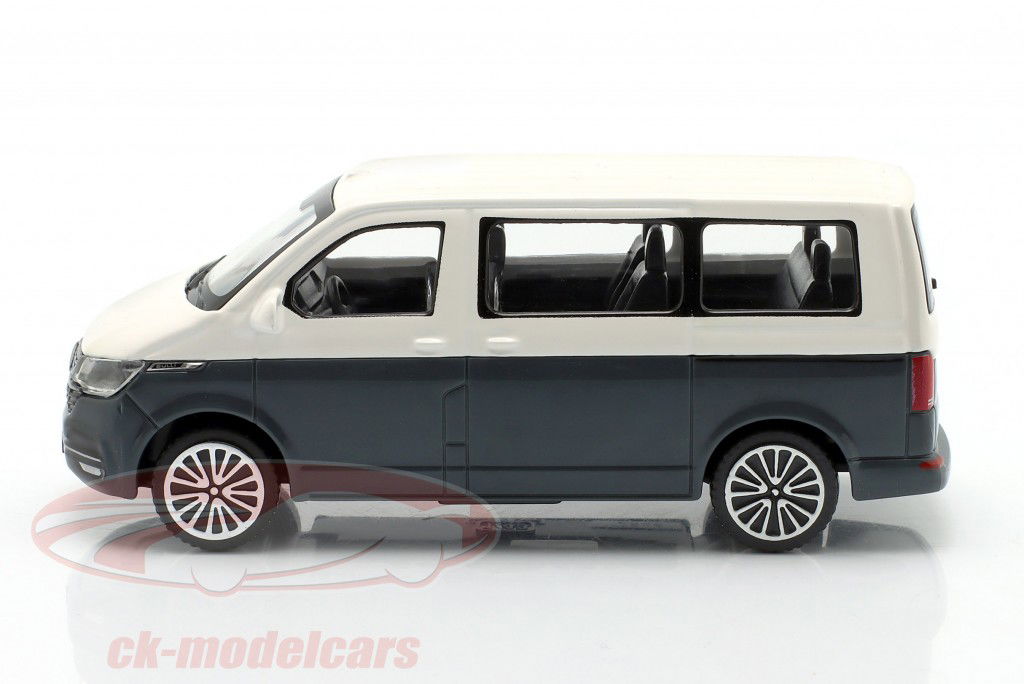 Volkswagen VW T6 Multivan Baujahr 2020 blaugrau / weiß 1:43 Bburago