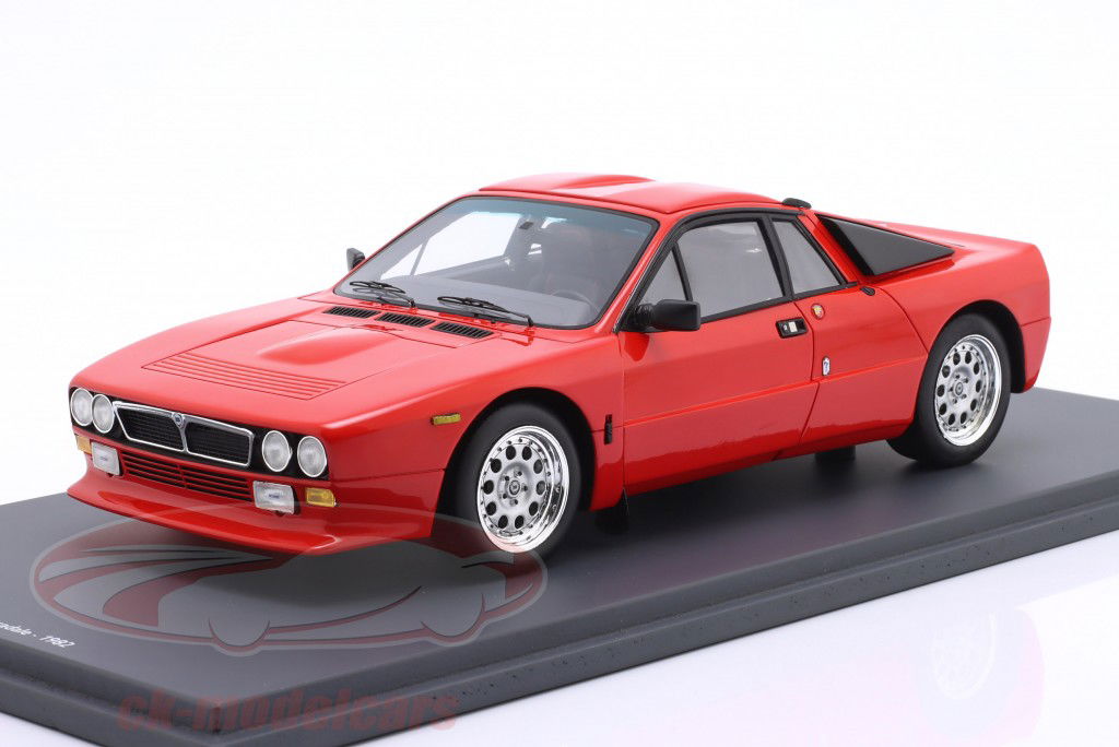 Lancia 037 Stradale Année de construction 1982 rouge 1:18 Schuco