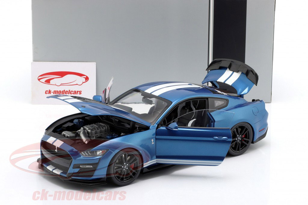 Ixo 1:18 Ford Mustang Shelby GT500 Bouwjaar 2022 blauw metalen