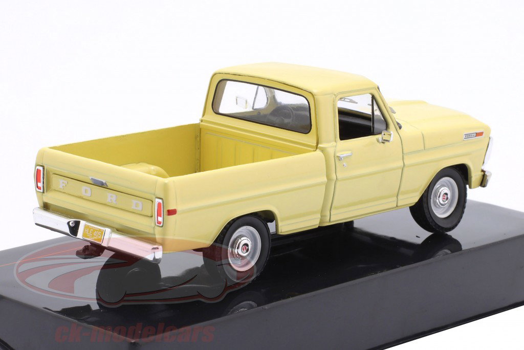 Ford F100 建設年 1970 淡黄色 1:43 Ixo