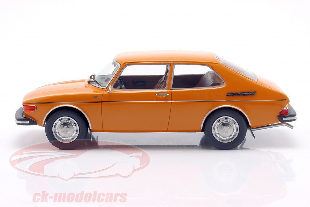 Saab 99 Combi Coupe Year 1975 indian yellow 1:18 Cult Scale