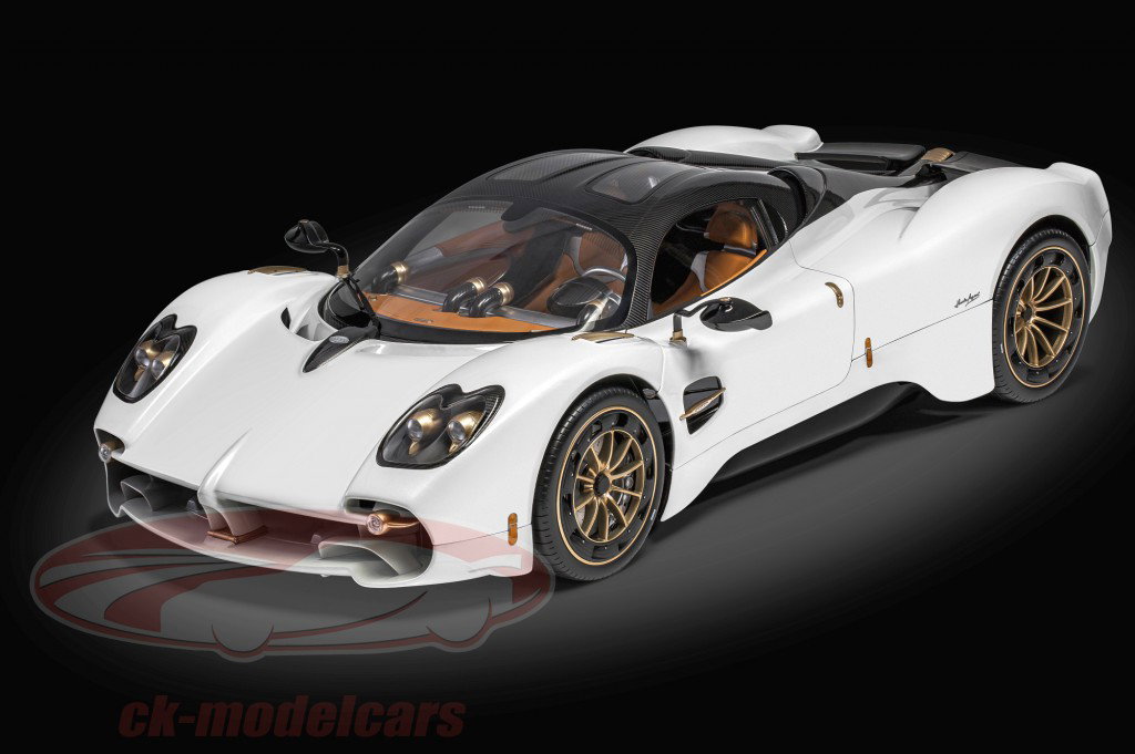 Pagani Utopia Coupe Année de construction 2023 blanc nacré trousse 1:8 Pocher