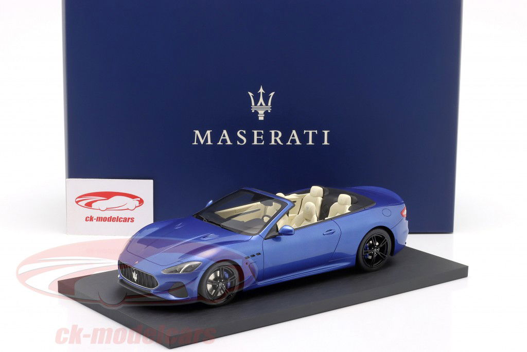 Maserati GranCabrio Ano de construção 2019 azul 1:18 TrueScale