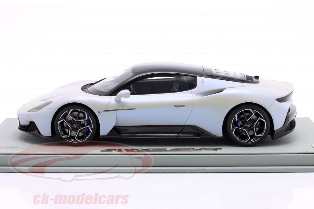 Maserati MC20 Année de construction 2020 blanc 1:18 BBR