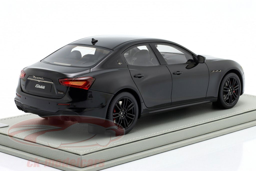 Maserati Ghibli Année de construction 2019 noir 1:18 BBR