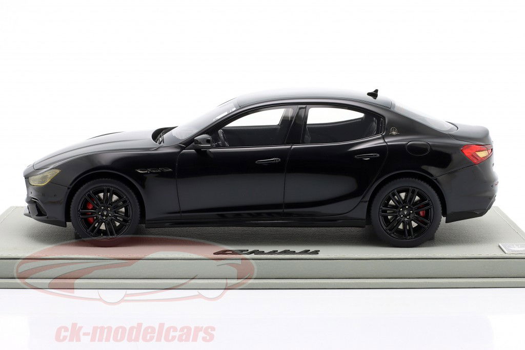 Maserati Ghibli Année de construction 2019 noir 1:18 BBR