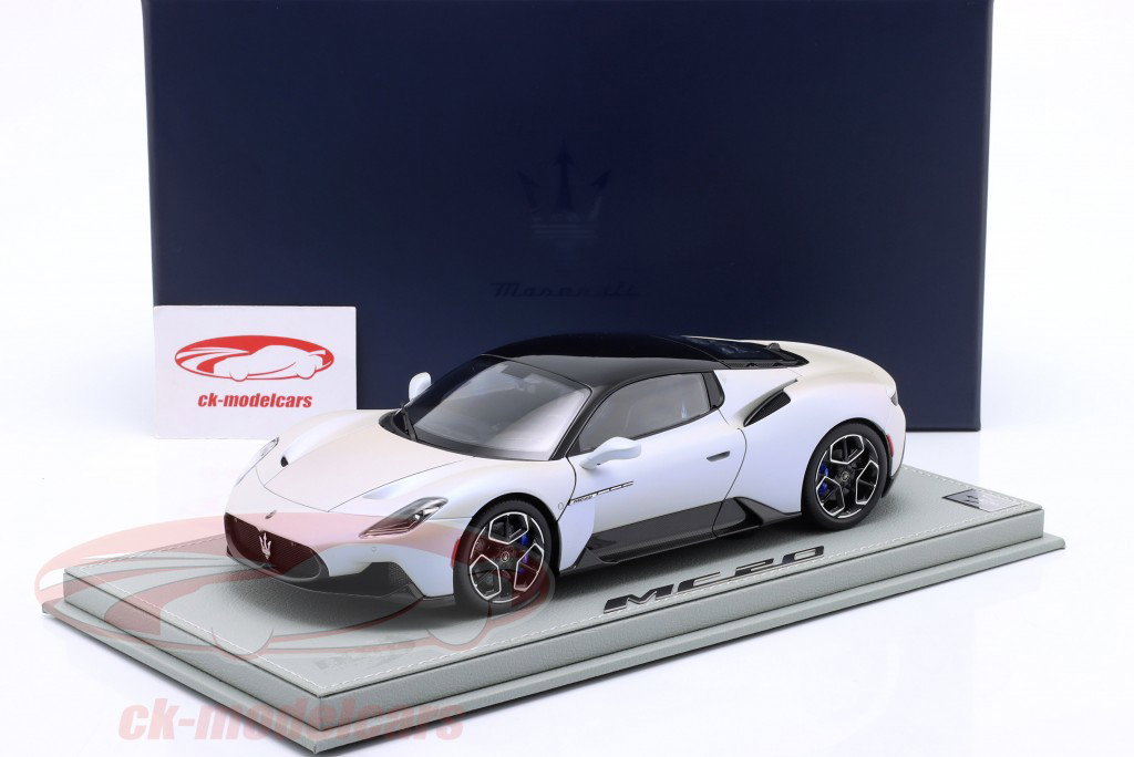 Maserati MC20 Année de construction 2020 audace blanc / noir 1:18 BBR