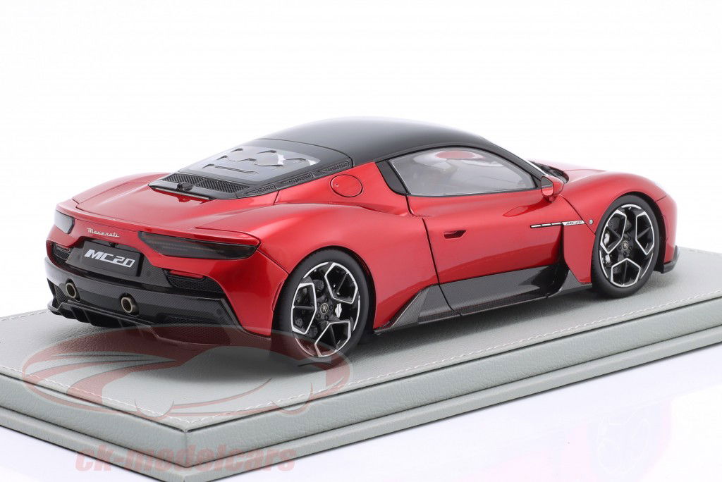 Maserati MC20 Année de construction 2020 vincente rouge / noir 1:18 BBR