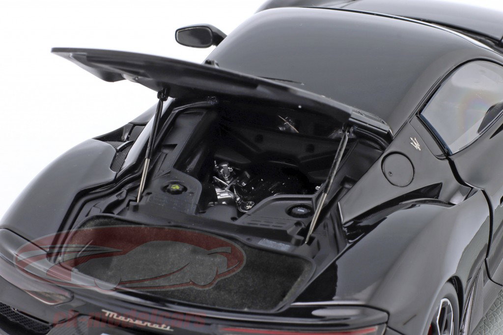Maserati MC20 Année de construction 2020 Énigme noir 1:18 BBR