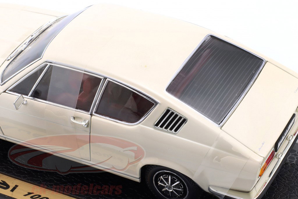 2e choix / Audi 100 Coupe S blanc crème 1:18 Anson