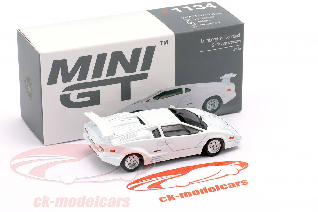 Lamborghini Countach 25e Anniversaire 1989 blanc 1:64 TrueScale