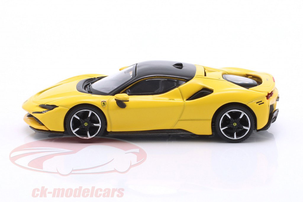 Ferrari SF90 Stradale Année de construction 2024 Modena jaune 1:64 BBR