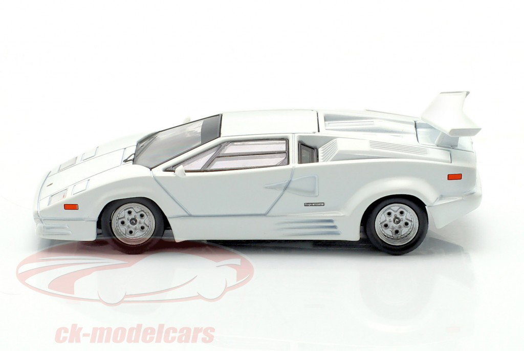 Lamborghini Countach 25th Anniversary 1989 white 1:64 TrueScale