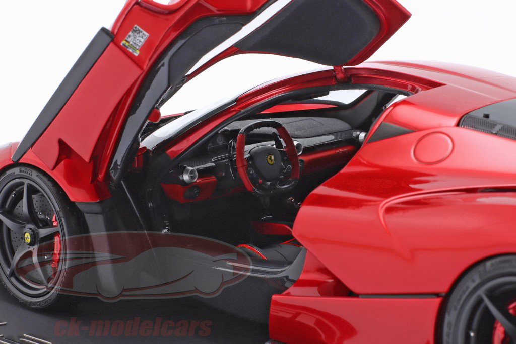 Ferrari LaFerrari Ano de construção 2012 vermelho 1:18 BBR