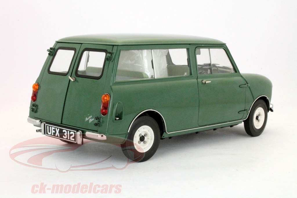 Austin Mini Countryman 1963 года зеленые 1:12 SunStar