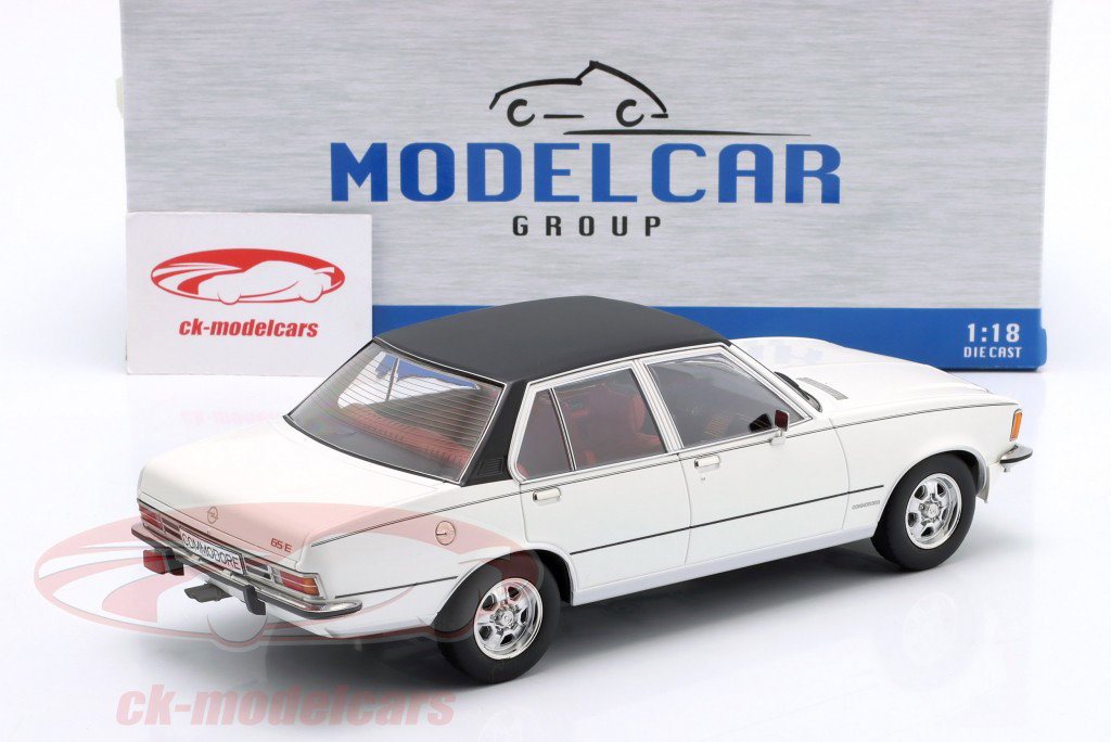 Opel Commodore B Byggeår 1972 hvid 1:18 ModelCar Group