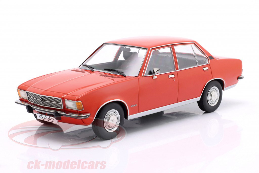 Opel Rekord D Année de construction 1972 rouge 1:18 ModelCar Group
