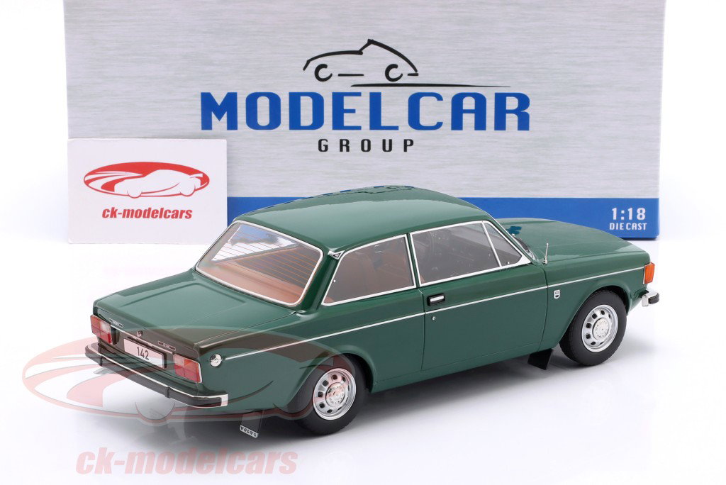 Volvo 142 Année de construction 1973 vert foncé 1:18 ModelCar Group