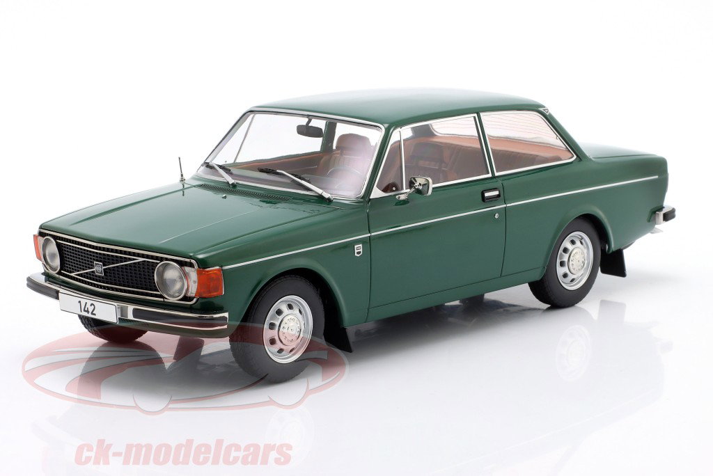 Volvo 142 Année de construction 1973 vert foncé 1:18 ModelCar Group