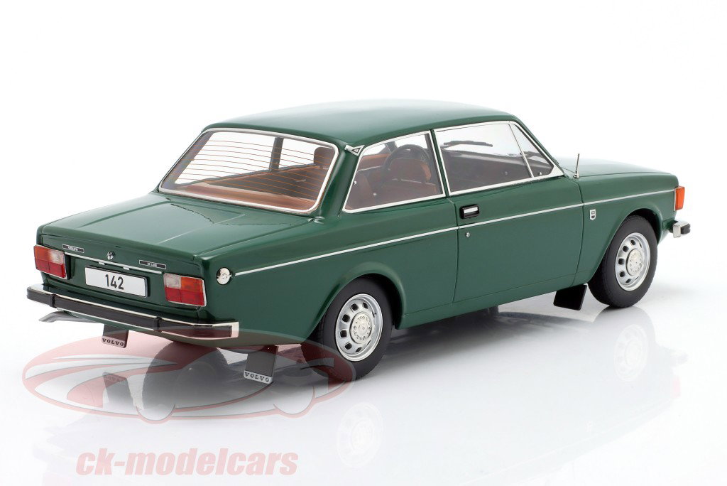 Volvo 142 Année de construction 1973 vert foncé 1:18 ModelCar Group