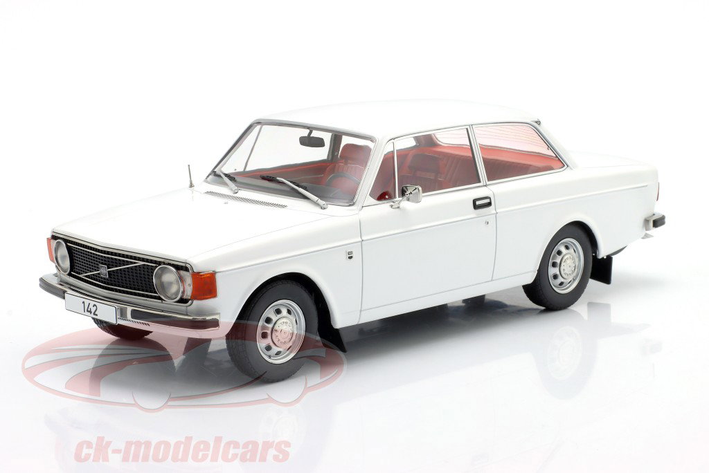Volvo 142 Année de construction 1973 blanc 1:18 ModelCar Group