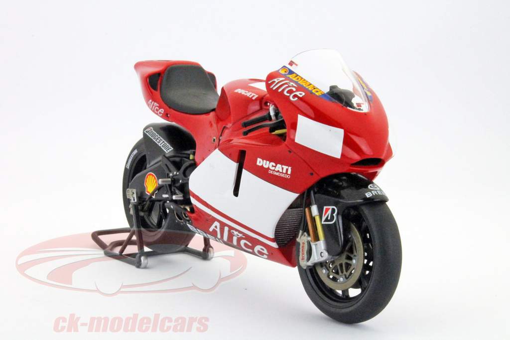 Sete Gibernau Ducati Desmosedici GP6 Moto GP 2003 1:12 Ixo 